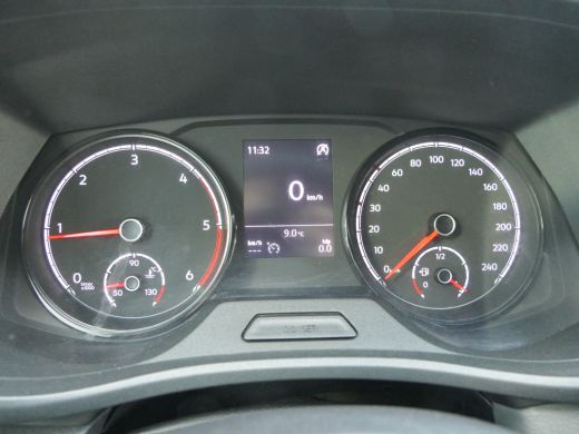 Volkswagen Transporter 2.0 TDI L1H1 26 Economy Business | Trekhaak | Bijrijdersbank | Cruise Control | Parkeersensoren ActivLease financial lease