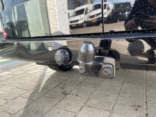 Volkswagen Transporter 2.0 TDI L2H1 30 Bulli | 170 PK | Dubbele Cabine | Trekhaak | App connect ActivLease financial lease