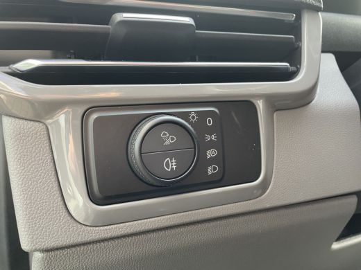 Volkswagen Transporter 2.0 TDI L2H1 30 Bulli | 170 PK | Dubbele Cabine | Trekhaak | App connect ActivLease financial lease