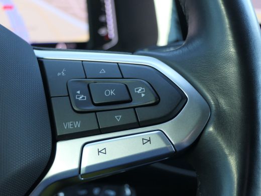Volkswagen Transporter 2.0 TDI L2H3 28 Bulli | Automaat | Leder | Navigatie | Camera | Digitaal Dashboard | Sidebars | A... ActivLease financial lease