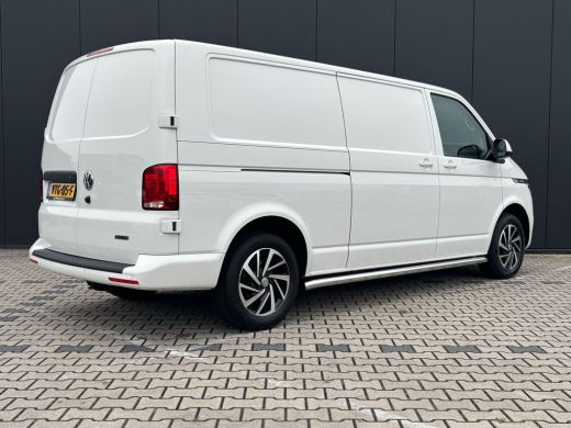 Volkswagen Transporter 2.0 TDI L2H3 28 Bulli | Automaat | Leder | Navigatie | Camera | Digitaal Dashboard | Sidebars | A... ActivLease financial lease