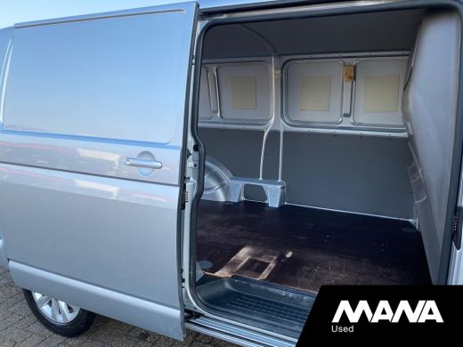 Volkswagen Transporter 2.0TDI 150PK L2H1 Automaat Airco LM velgen Cruise Multifunctioneel stuurwiel Sensoren ActivLease financial lease