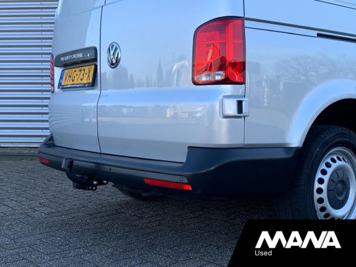 Volkswagen Transporter 2.0TDI L2H1 28 Airco Cruise Sensoren Trekhaak Betonplex Airbag 12V CarPlay Wandbekleding Bijrijde... ActivLease financial lease