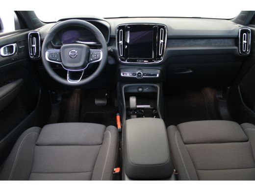 Volvo  XC40 Recharge 231PK Ultimate Panoramadak | Trekhaak | HK Audio | 360 Camera | All Season banden ActivLease financial lease