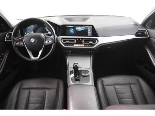 BMW 3-serie 330e Edition Plus *1ste Eigenaar*Navigatie*Leer*