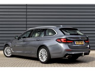 BMW 5 Serie Touring 530e High Executive Luxury Line | Panoramadak | Trekhaak wegklapbaar | Laser Light | Mass...