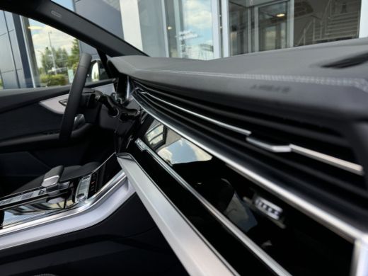 Audi Q7 Audi 60 TFSI e quattro Pro Line S Competition | Zwart Optiek | Schuif/kantel dak | Elektr. Trekha... ActivLease financial lease