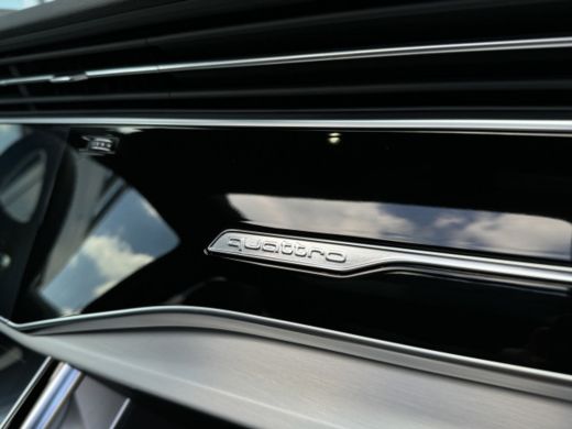 Audi Q7 Audi 60 TFSI e quattro Pro Line S Competition | Zwart Optiek | Schuif/kantel dak | Elektr. Trekha... ActivLease financial lease
