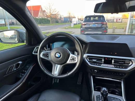 BMW 3-serie 320i High Executive M Sport ActivLease financial lease