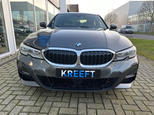 BMW 3-serie 320i High Executive M Sport ActivLease financial lease