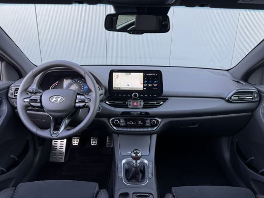 Hyundai i30 1.5 T-GDi 160pk MHEV N-Line Camera | Dodehoek detectie | Bestuurdersstoel met geheugen | Draadloo... ActivLease financial lease