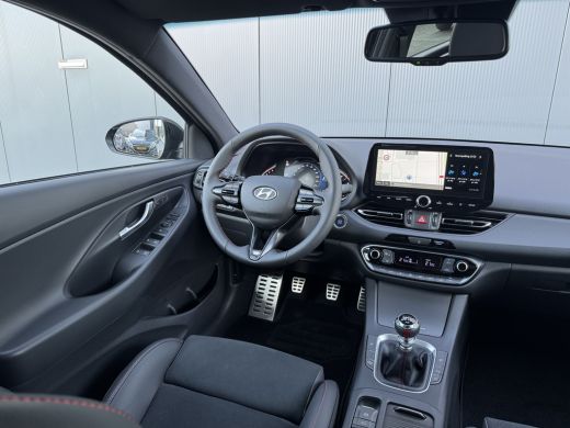 Hyundai i30 1.5 T-GDi 160pk MHEV N-Line Camera | Dodehoek detectie | Bestuurdersstoel met geheugen | Draadloo... ActivLease financial lease