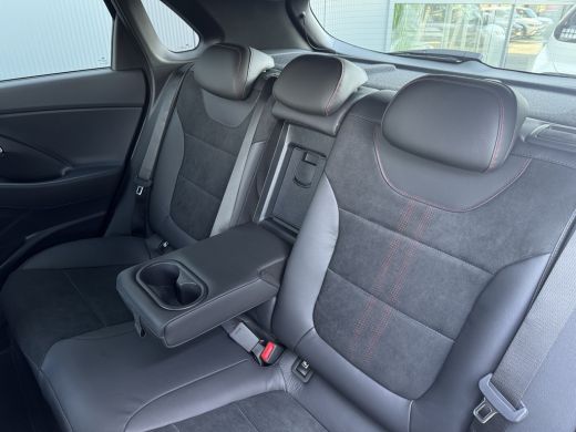 Hyundai i30 1.5 T-GDi 160pk MHEV N-Line Camera | Dodehoek detectie | Bestuurdersstoel met geheugen | Draadloo... ActivLease financial lease