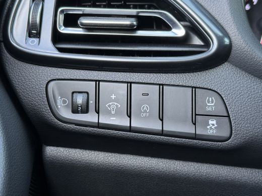 Hyundai i30 1.5 T-GDi 160pk MHEV N-Line Camera | Dodehoek detectie | Bestuurdersstoel met geheugen | Draadloo... ActivLease financial lease