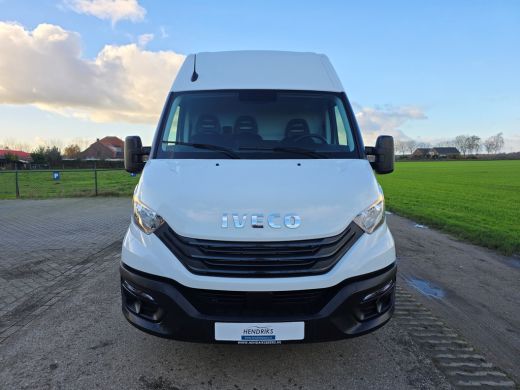 Iveco Daily 35S18HV 3.0 410 H2 L3 H2 - 180 Pk - Euro 6 - ParkeerCamera - Airco - Cruise Control ActivLease financial lease