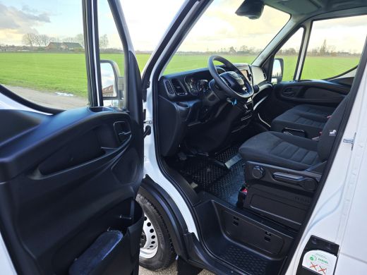 Iveco Daily 35S18HV 3.0 410 H2 L3 H2 - 180 Pk - Euro 6 - ParkeerCamera - Airco - Cruise Control ActivLease financial lease