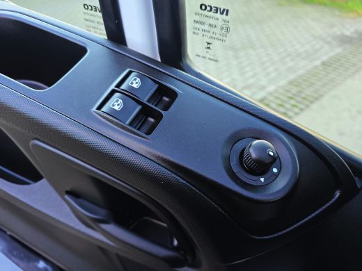 Iveco Daily 35S18HV 3.0 410 H2 L3 H2 - 180 Pk - Euro 6 - ParkeerCamera - Airco - Cruise Control ActivLease financial lease