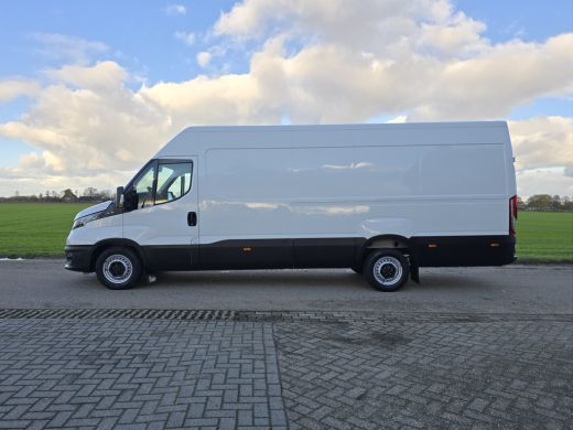 Iveco Daily 35S18HV 3.0 410 H2 L3 H2 - 180 Pk - Euro 6 - ParkeerCamera - Airco - Cruise Control ActivLease financial lease