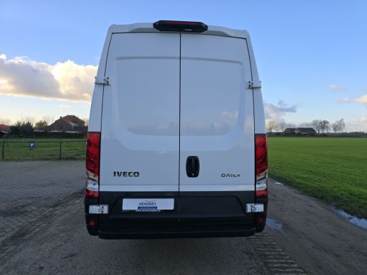 Iveco Daily 35S18HV 3.0 410 H2 L3 H2 - 180 Pk - Euro 6 - ParkeerCamera - Airco - Cruise Control ActivLease financial lease