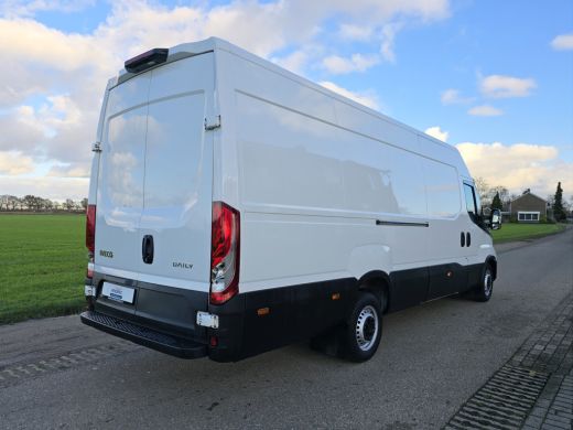 Iveco Daily 35S18HV 3.0 410 H2 L3 H2 - 180 Pk - Euro 6 - ParkeerCamera - Airco - Cruise Control ActivLease financial lease