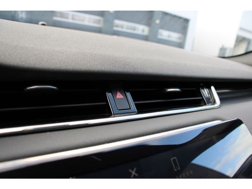 Land Rover Range Rover Evoque P300e AWD R-DYNAMIC | PANODAK | NL-AUTO! | LEDER | WINTERPACK | 1E EIGENAAR! | PERFECTE STAAT! ActivLease financial lease