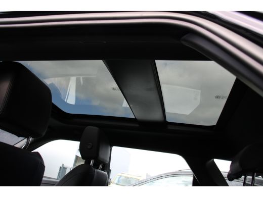 Land Rover Range Rover Evoque P300e AWD R-DYNAMIC | PANODAK | NL-AUTO! | LEDER | WINTERPACK | 1E EIGENAAR! | PERFECTE STAAT! ActivLease financial lease