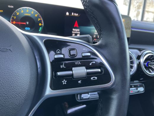 Mercedes CLA-Klasse 250 e PHEV Luxury Line Pano.dak Leer.Verw.Geheugen Plug-in Shooting Brake ActivLease financial lease