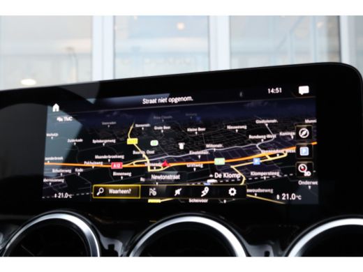 Mercedes GLA 180 AMG Line | Camera | Stoelverwarming | Cruise Control | Elektr. klep | PDC V/A | Navi ActivLease financial lease