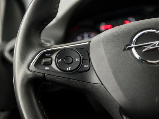 Opel Crossland X 1.2 Sport (APPLE CARPLAY, CRUISE, AIRCO, GETINT GLAS, LED, SPORTSTOELEN, LM VELGEN, NIEUWE APK, N... ActivLease financial lease