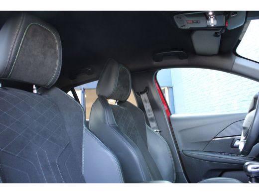Peugeot 208 Peugeot 5drs 1.2 PureTech 100pk GT Pack | Navigatie | Stoelverwarming | Alcantara | Camera | Blac... ActivLease financial lease