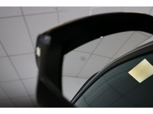 Peugeot E-5008 Peugeot GT 73 kWh 214 | Warmtepomp | Navi | Camera | Verwarmde stoelen en stuur | LED Koplampen |... ActivLease financial lease