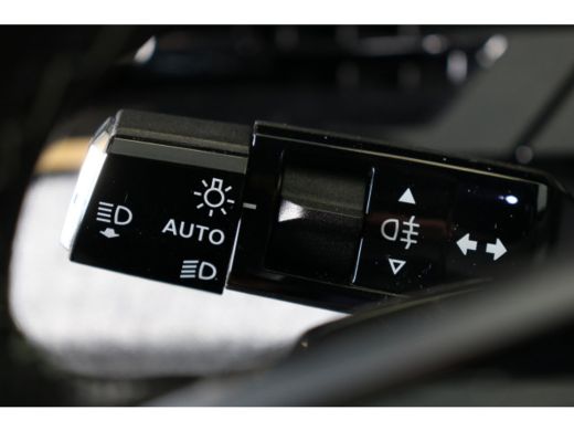 Peugeot E-5008 Peugeot GT 73 kWh 214 | Warmtepomp | Navi | Camera | Verwarmde stoelen en stuur | LED Koplampen |... ActivLease financial lease