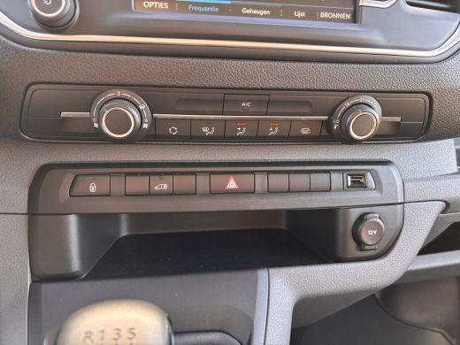 Peugeot Expert Peugeot 1.5 BlueHDI 100 Standard Premium | Achteruitrijcamera | Airco | Cruise control ActivLease financial lease
