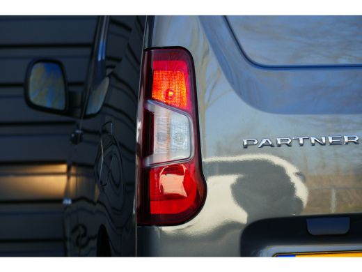 Peugeot Partner 1.5 BLUEHDI 130PK L1H1 AUTOMAAT / NAVI /CLIMA / PDC / CAMERA / BLUETOOTH / CRUISECONTROL / 1E EIG... ActivLease financial lease