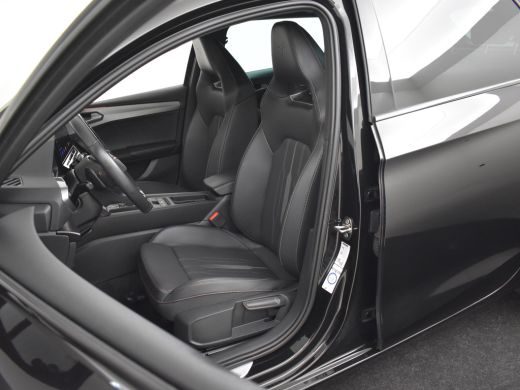 Seat Leon Sportstourer 1.4 e-Hybrid VZ Performance 245pk | Cruise control | Navigatie | Led koplampen | Parkeersensoren ... ActivLease financial lease