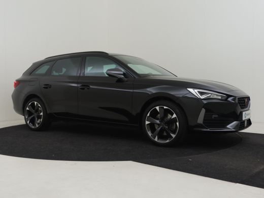 Seat Leon Sportstourer 1.4 e-Hybrid VZ Performance 245pk | Cruise control | Navigatie | Led koplampen | Parkeersensoren ... ActivLease financial lease
