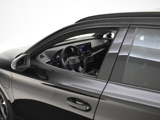 Seat Leon Sportstourer 1.4 e-Hybrid VZ Performance 245pk | Cruise control | Navigatie | Led koplampen | Parkeersensoren ... ActivLease financial lease