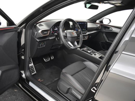Seat Leon Sportstourer 1.4 e-Hybrid VZ Performance 245pk | Cruise control | Navigatie | Led koplampen | Parkeersensoren ... ActivLease financial lease