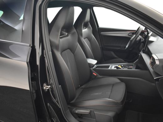 Seat Leon Sportstourer 1.4 e-Hybrid VZ Performance 245pk | Cruise control | Navigatie | Led koplampen | Parkeersensoren ... ActivLease financial lease