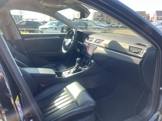 Skoda Superb Combi 1.4 TSI iV Business Edition Plus | PHEV | Leder | Trekhaak | A. cam | Privacy glas | ActivLease financial lease