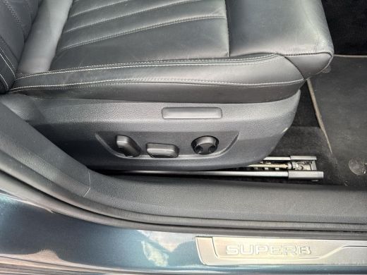 Skoda Superb Combi 1.4 TSI iV Business Edition | PHEV | 218Pk | Leder | Pano | A.Camera | ActivLease financial lease
