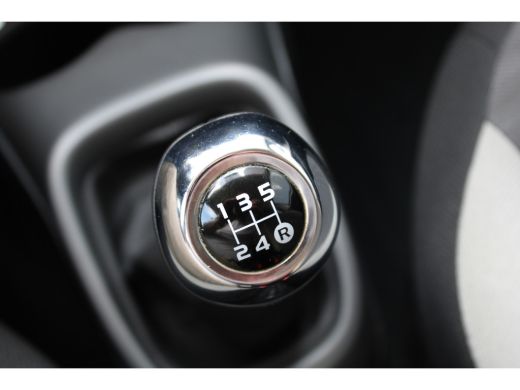 Toyota Aygo Toyota 1.0 X-Play Limited | AIRCO | CAMERA | CARPLAY | ActivLease financial lease