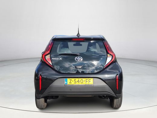 Toyota Aygo X 1.0 VVT-i MT Play | Apple CarPlay / Android Auto | Rijklaarprijs incl. garantie | ActivLease financial lease