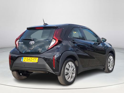 Toyota Aygo X 1.0 VVT-i MT Play | Apple CarPlay / Android Auto | Rijklaarprijs incl. garantie | ActivLease financial lease