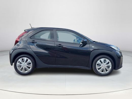 Toyota Aygo X 1.0 VVT-i MT Play | Apple CarPlay / Android Auto | Rijklaarprijs incl. garantie | ActivLease financial lease