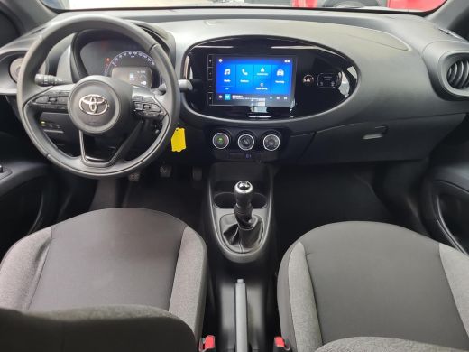 Toyota Aygo X 1.0 VVT-i MT Play | Apple CarPlay / Android Auto | Rijklaarprijs incl. garantie | ActivLease financial lease