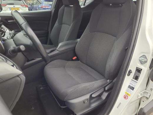 Toyota C-HR 1.8 Hybrid Dynamic | Navigatie | Adaptive Cruise | Rijklaarprijs incl. garantie | ActivLease financial lease