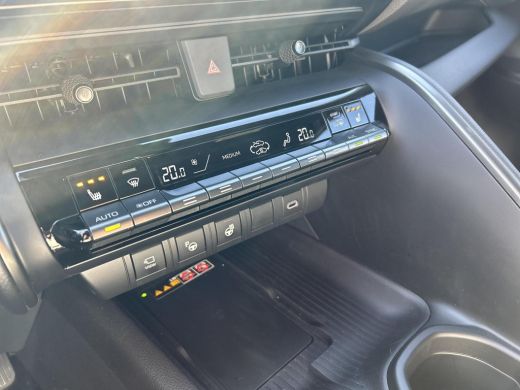 Toyota C-HR 2.0 Plug-in Hybrid 220 First Edition ActivLease financial lease