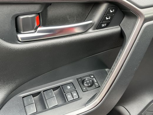 Toyota RAV4 2.5 Plug-in Hybrid AWD GR SPORT | Navigatie | Carplay | Elektrische voorstoelen | Stoel- + achter... ActivLease financial lease