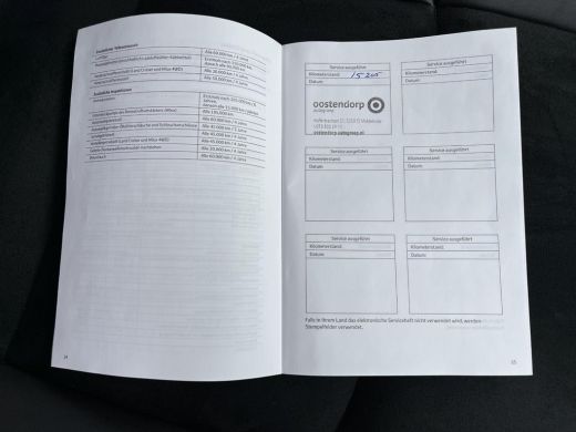 Toyota RAV4 2.5 Plug-in Hybrid AWD GR SPORT | Navigatie | Carplay | Elektrische voorstoelen | Stoel- + achter... ActivLease financial lease